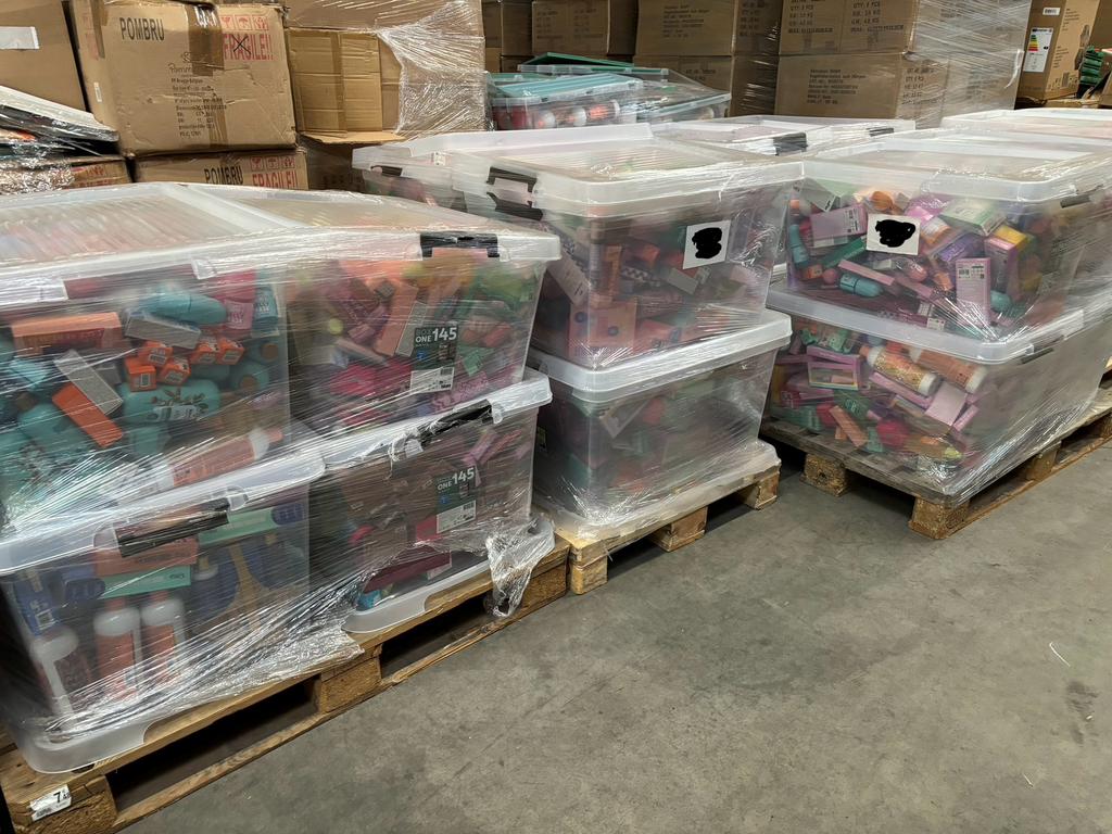 Partij mix pallets cosmetica, Ophalen, -, -, Nieuw