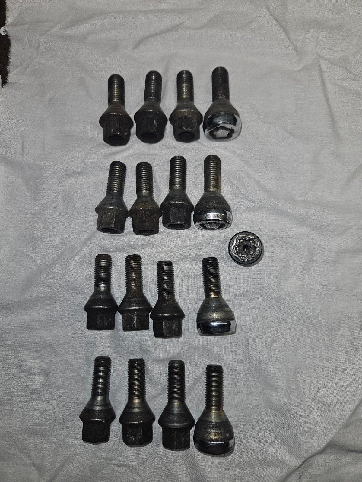 set wielbouten + slotbouten met sleutel, Ophalen of Verzenden