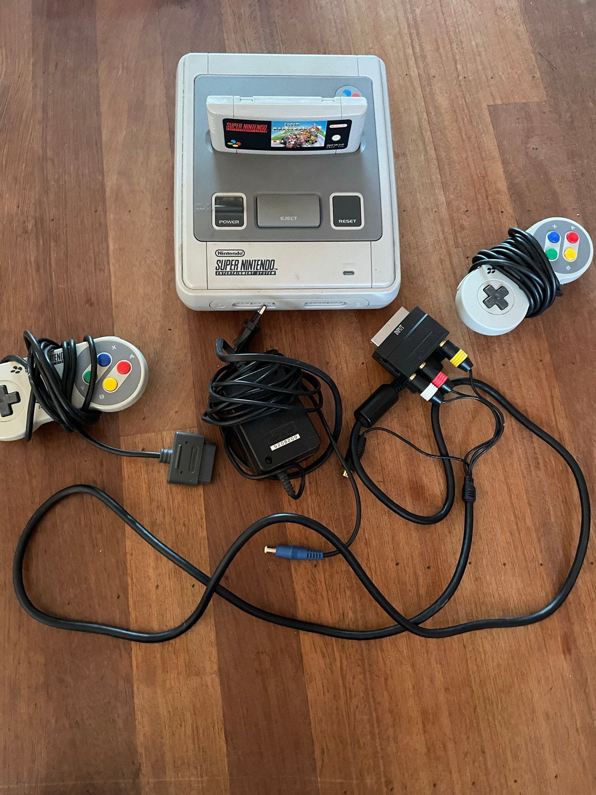 Super Nintendo Entertainment System (SNES) met 2 controllers, Ophalen, Gebruikt, Met 2 controllers, Met games
