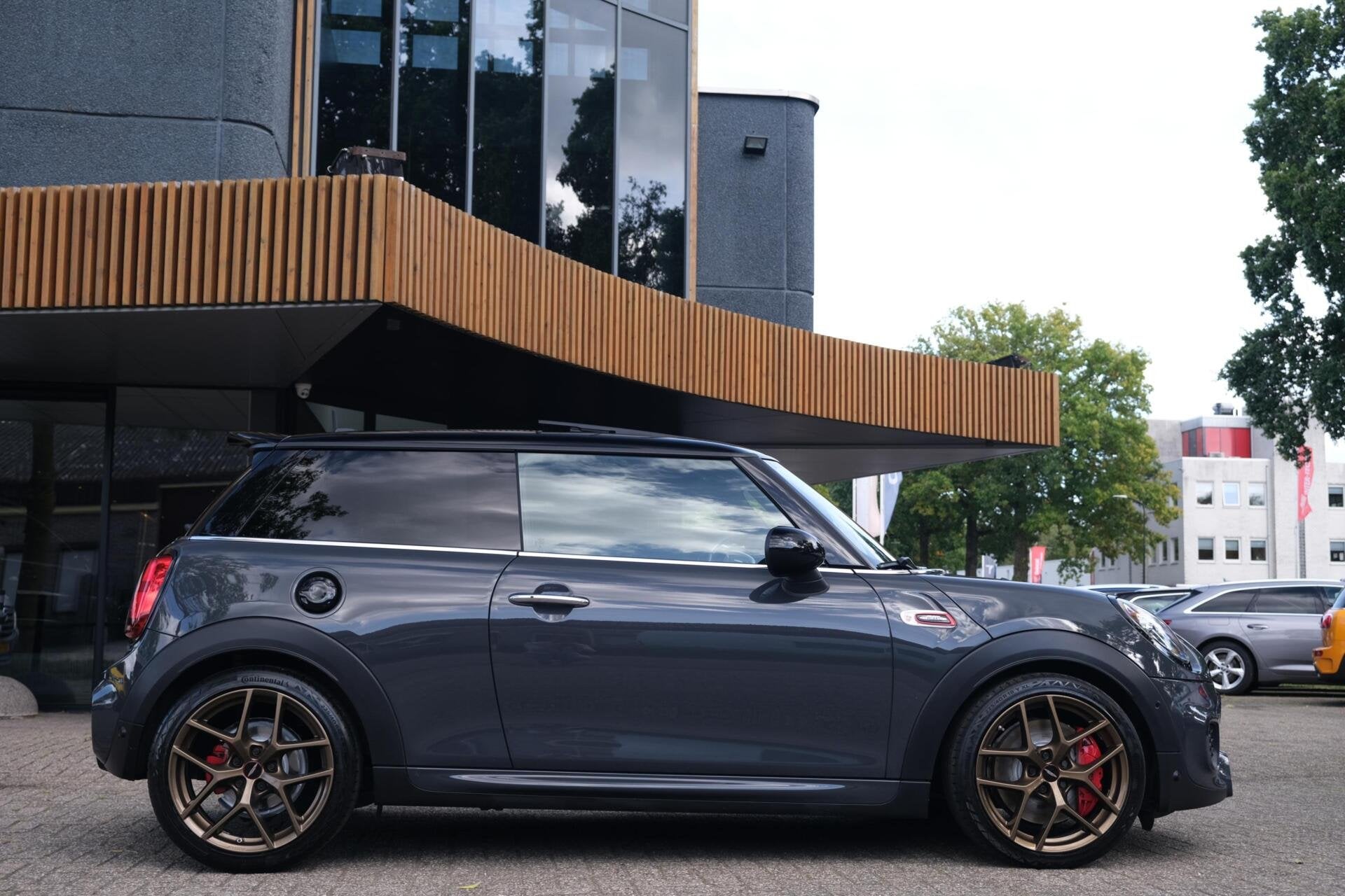 Mini 3-Deurs 2.0 John Cooper Works Chili|Rijklaar!|Eventuri|, Gebruikt, 4 cilinders, 4 stoelen, Alcantara