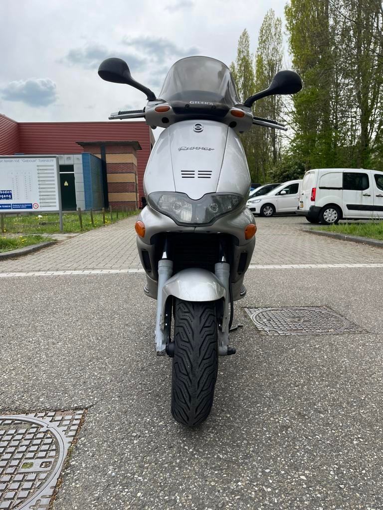 Gilera Runner 183cc (Let op zonder DDL, Fietsen en Brommers, Scooters | Piaggio, Ophalen of Verzenden, Zo goed als nieuw, Benzine
