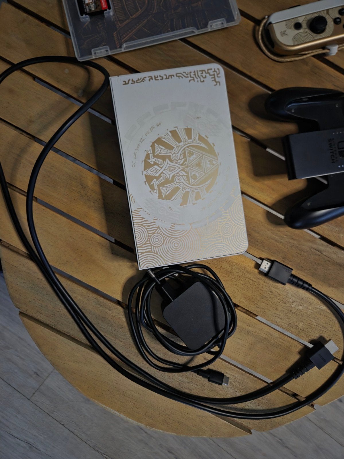 Foto 5 van Nintendo Switch OLED Zelda Tears of the Kingdom Editie