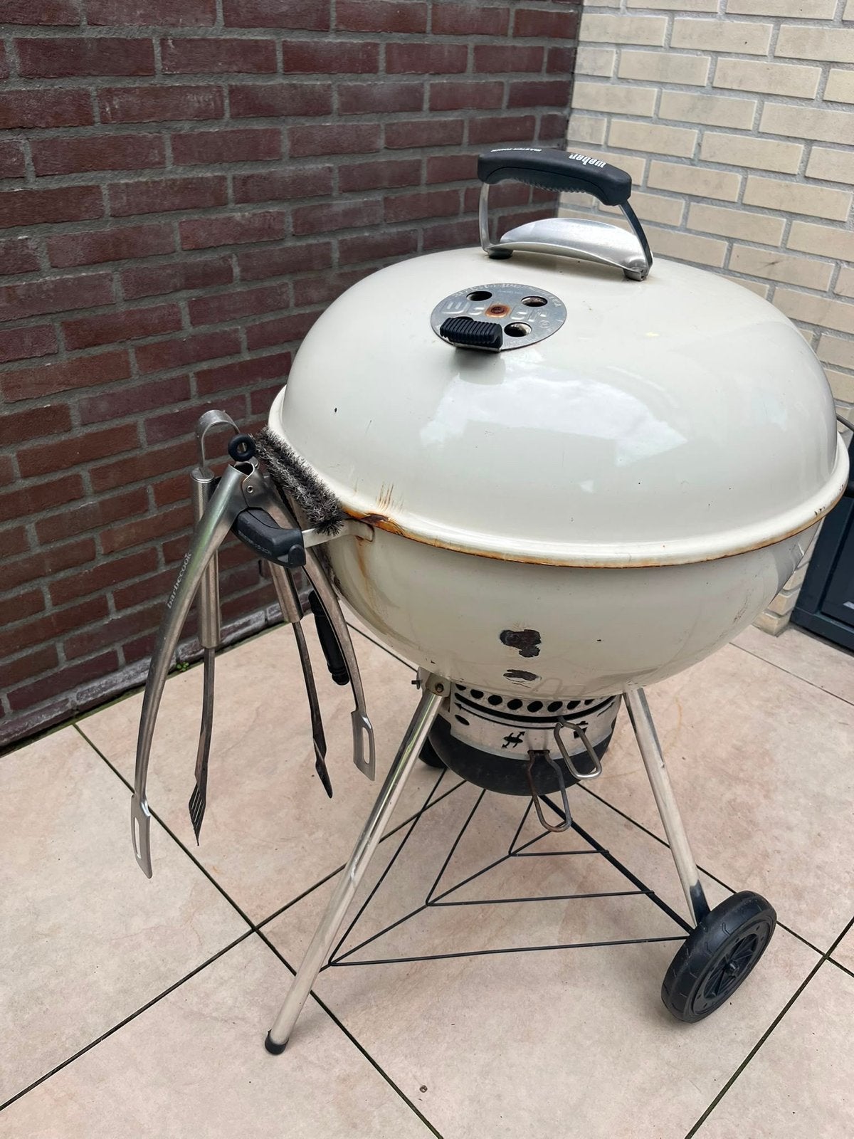 Weber Master-Touch GBS Premium E-5770 Houtskoolbarbecue, Ophalen, Gebruikt