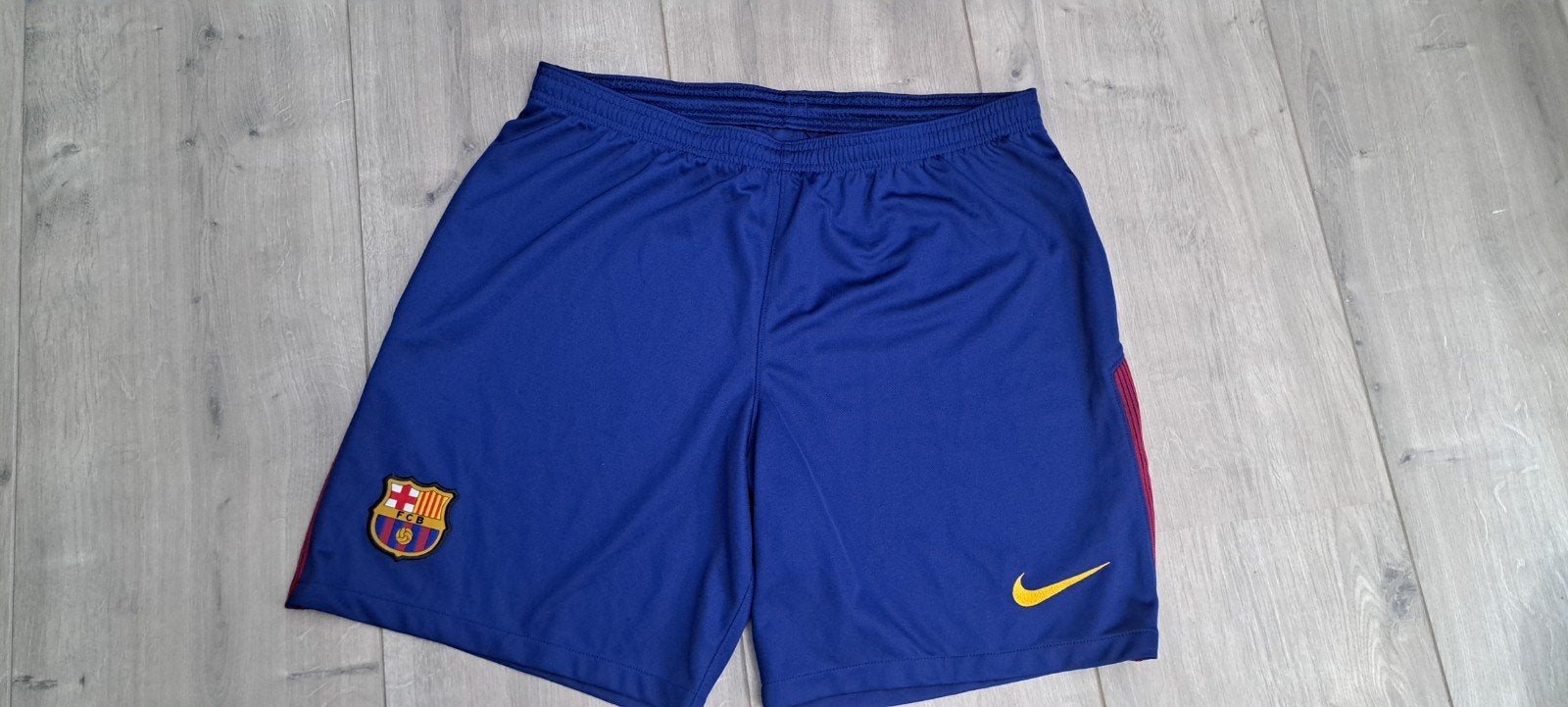 FC Barcelona heren korte broek , Nike , maat L, Sport en Fitness, Voetbal, Maat L, Ophalen, Zo goed als nieuw, Broek