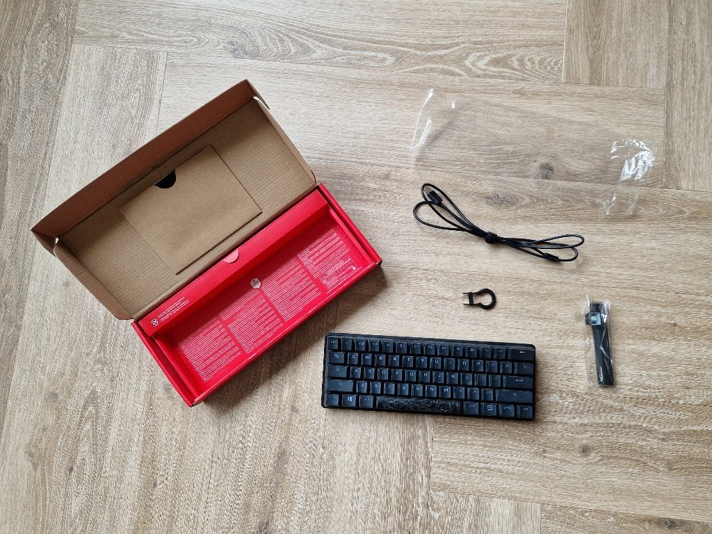 hyperx alloy origins 60 procent mechanisch toetsenbord, Computers en Software, HyperX, Ophalen of Verzenden, Zo goed als nieuw