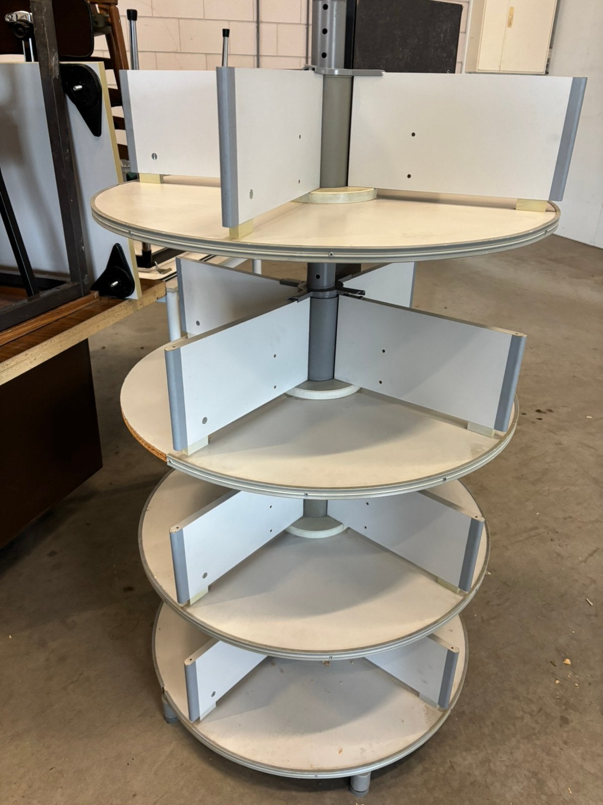 draaicarrousel voor opslag van ordners/mappen, Huis en Inrichting, Ophalen, Gebruikt, Hout, Draaibaar