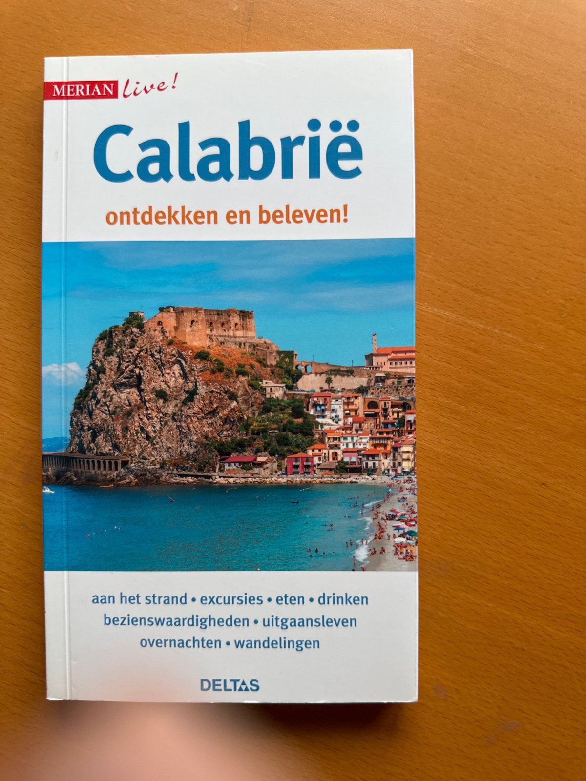 Italië Merian Live! Calabrië Reisgids, Overige merken, Europa, Ophalen of Verzenden, Zo goed als nieuw