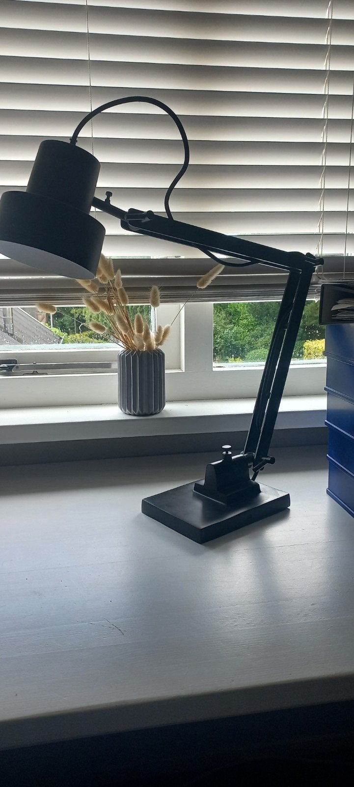 Zwarte verstelbare wand bureaulamp met E27 fitting, Bureaulamp, Zwart, Metaal, Modern