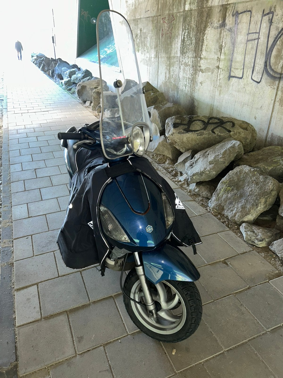 Piaggo fly 125 orgineel (brom), Ophalen of Verzenden, Zo goed als nieuw, Fly, Benzine