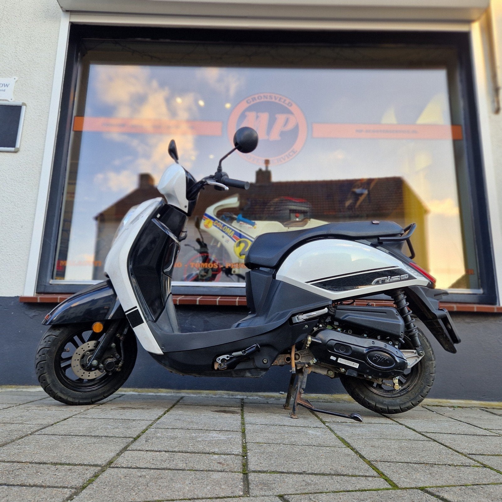 Te koop sym mio 25km 4T euro5 incl. garantie, Fietsen en Brommers, Scooters | SYM, Ophalen of Verzenden, Gebruikt, Benzine, Mio