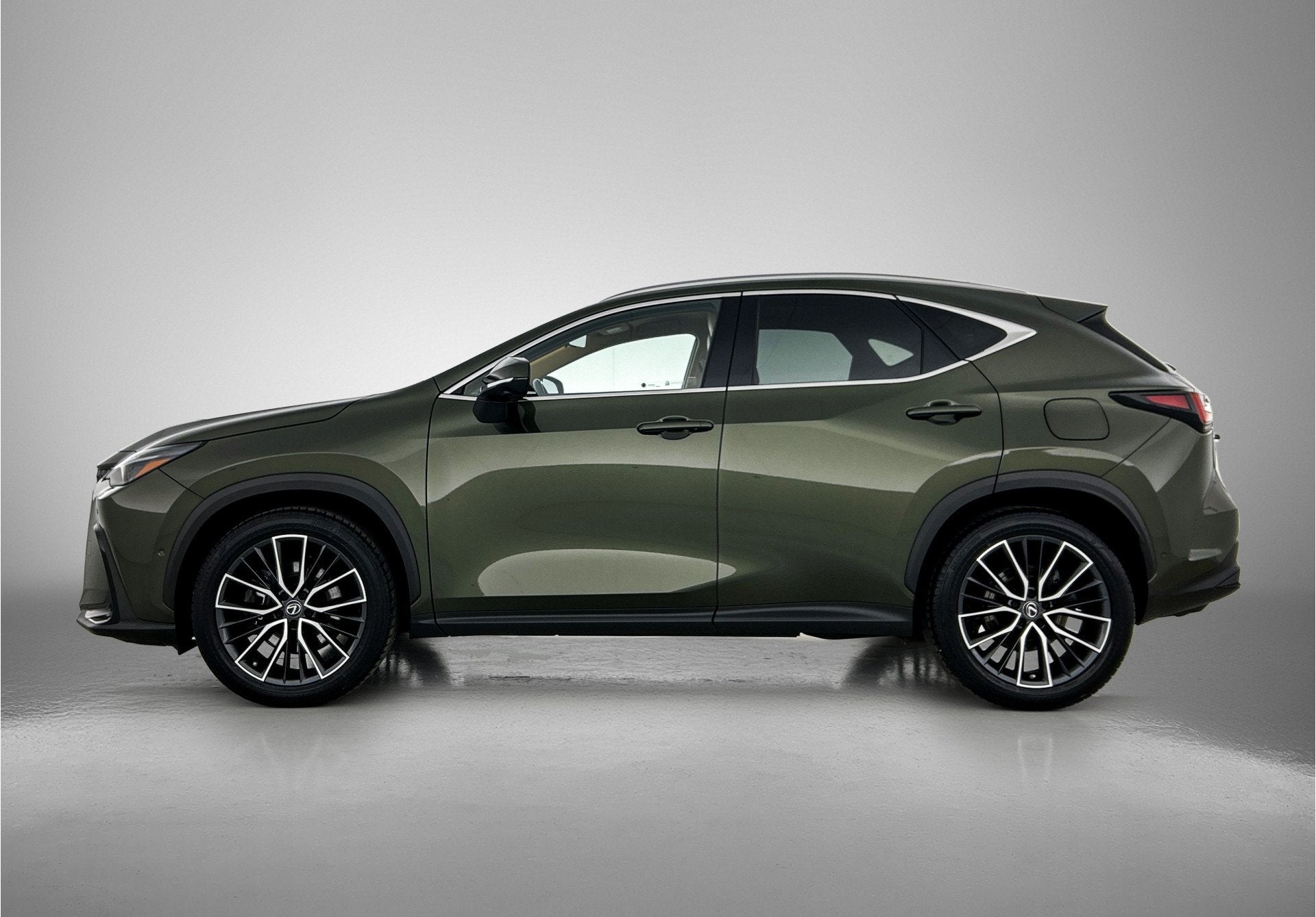 Lexus NX 450h+ AWD Executive Line | BTW Voertuig | Lederen b, Auto's, Automaat, Gebruikt, Euro 6, 4 cilinders