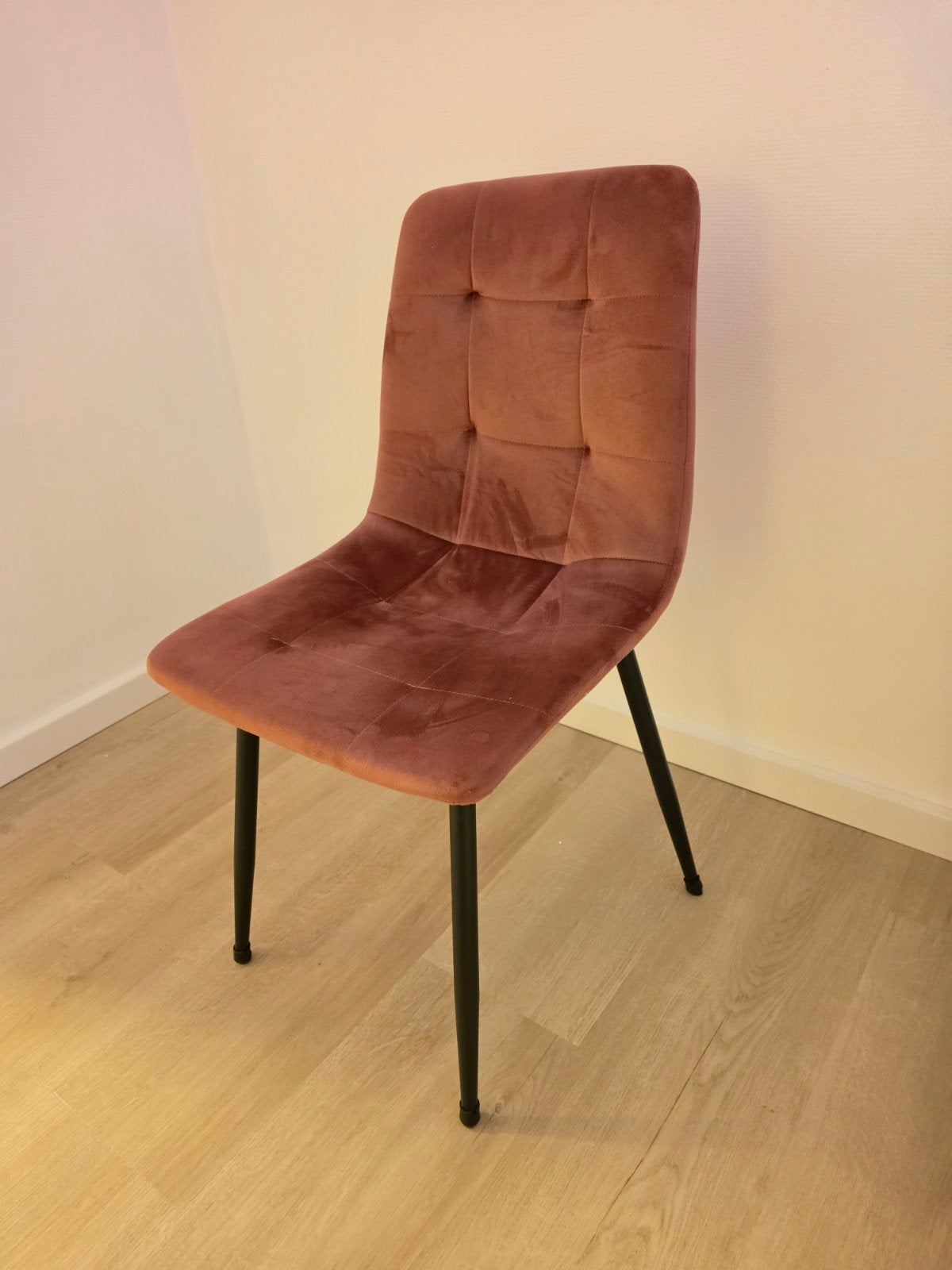 Roze fluwelen eetkamerstoel - Zo goed als nieuw, Ophalen, Overige kleuren, Zo goed als nieuw, Metaal