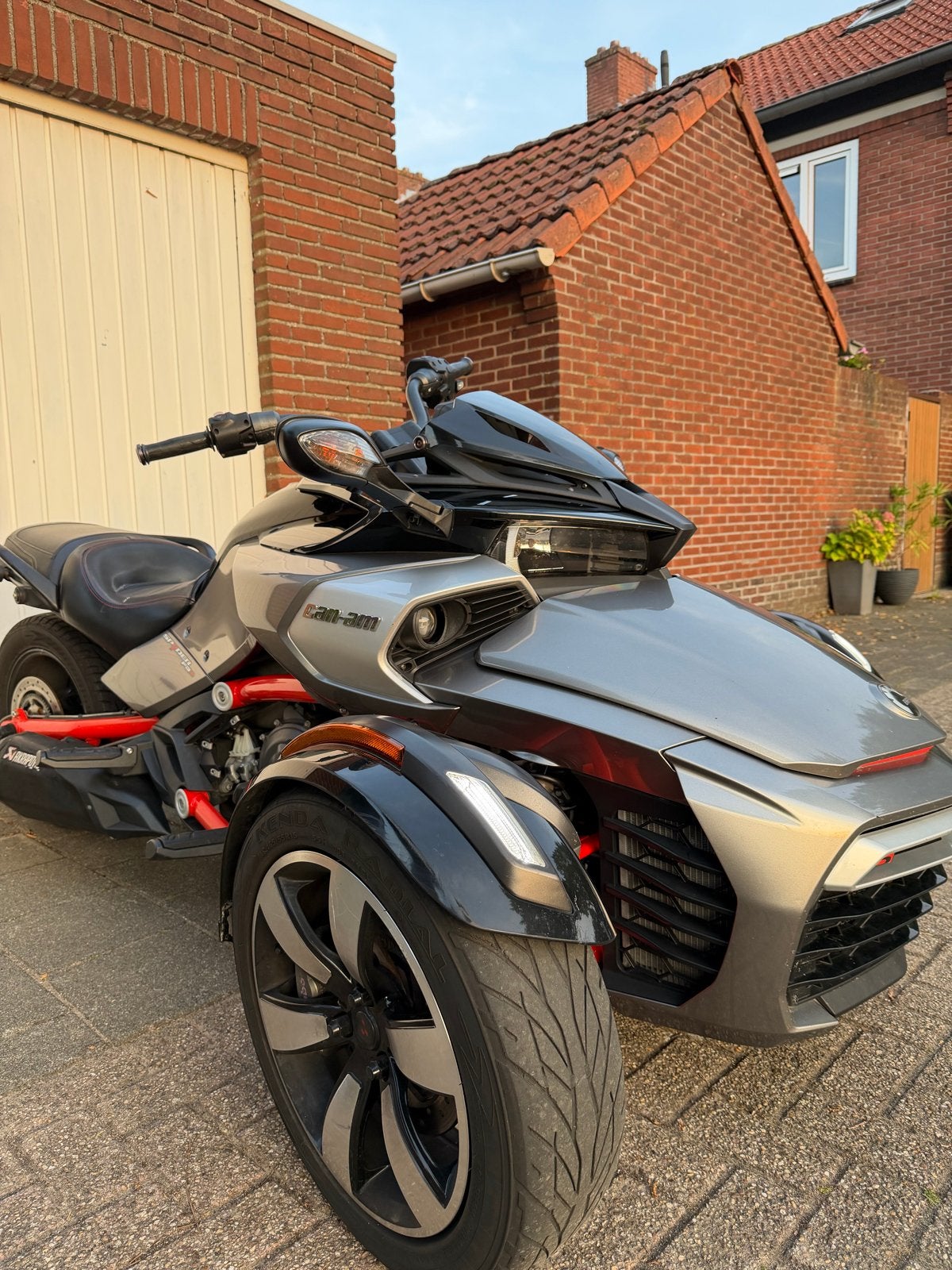 Can-Am Spyder F3-S Special Series Orange!, 3 cilinders, 1230 cc
