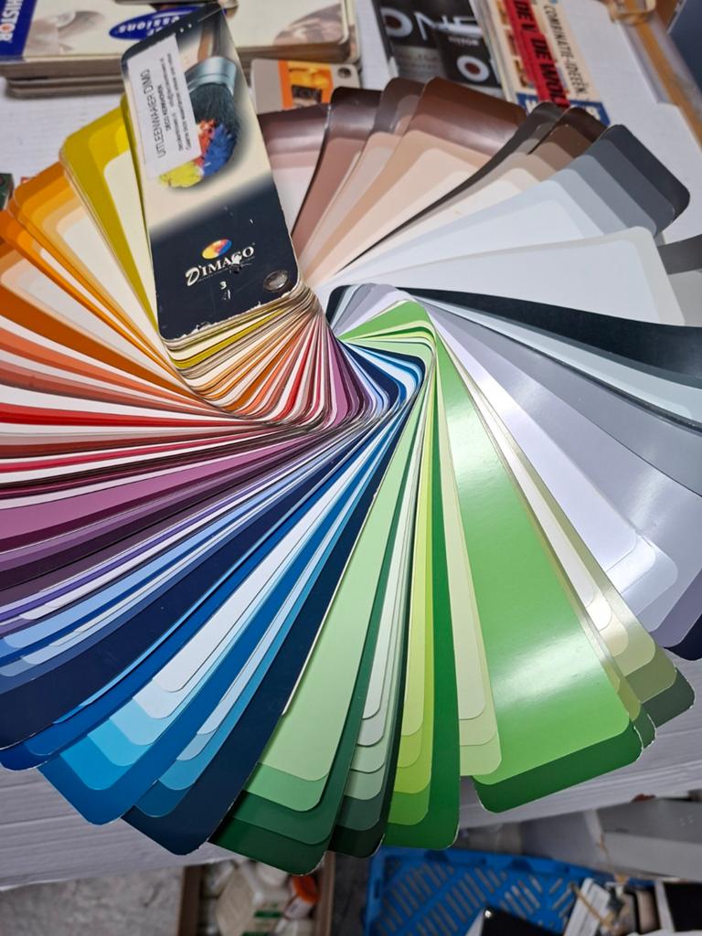 Dimaggio Kleurenwaaier - Verfkleuren Overzicht, Ophalen of Verzenden, Gebruikt, Overige typen