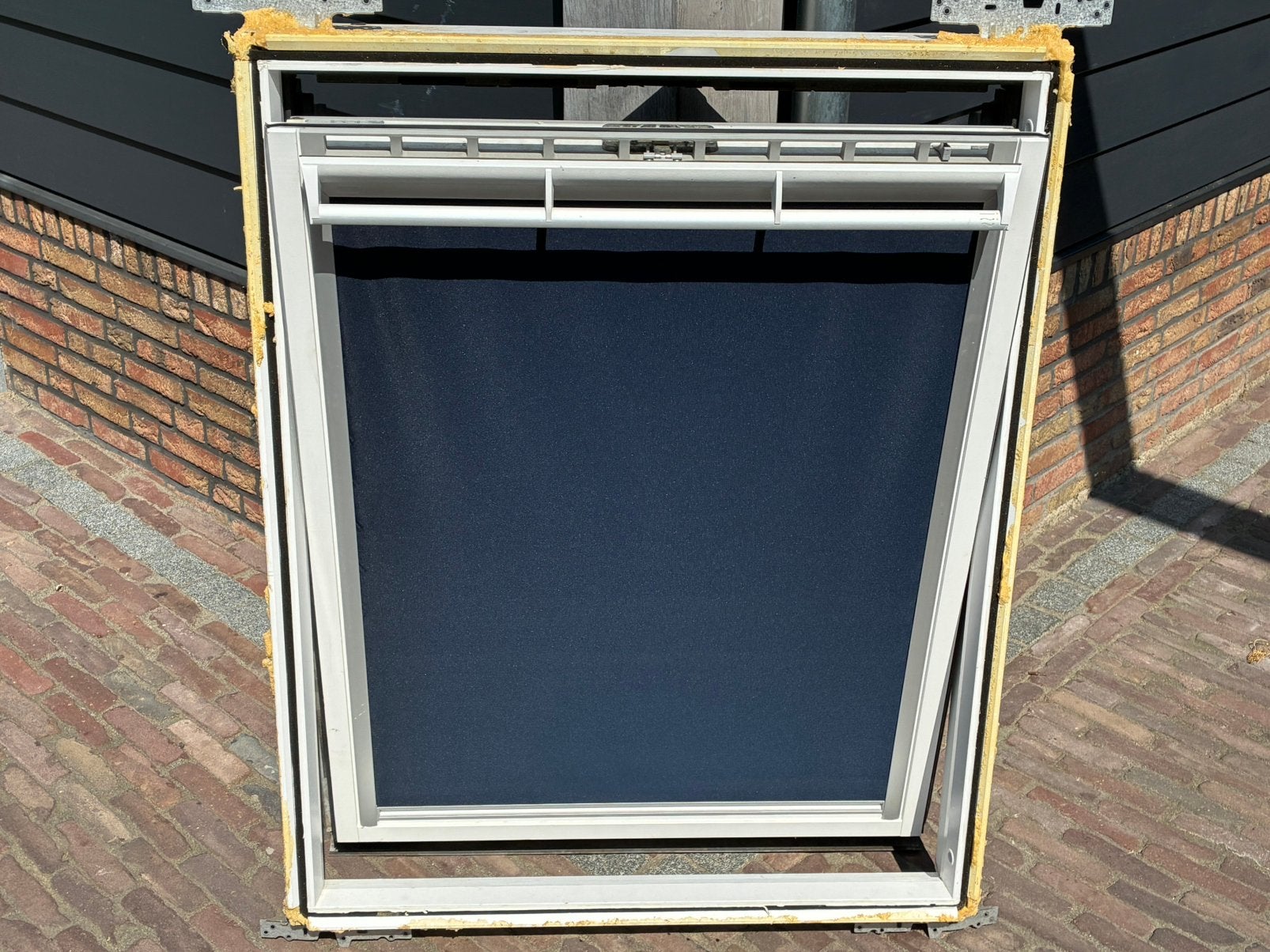 2x VELUX 94x118 wit dakraam kantelraam zolderraam, Ophalen, Verduisterend, Wit, Zo goed als nieuw
