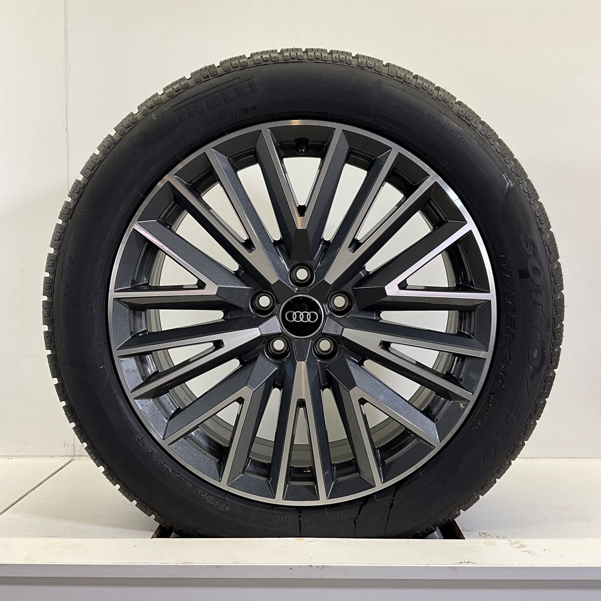 AUDI Q3 RSQ3 SET VELGEN + ZOMERBANDEN 19 INCH, 19 inch, Gebruikt, -, -