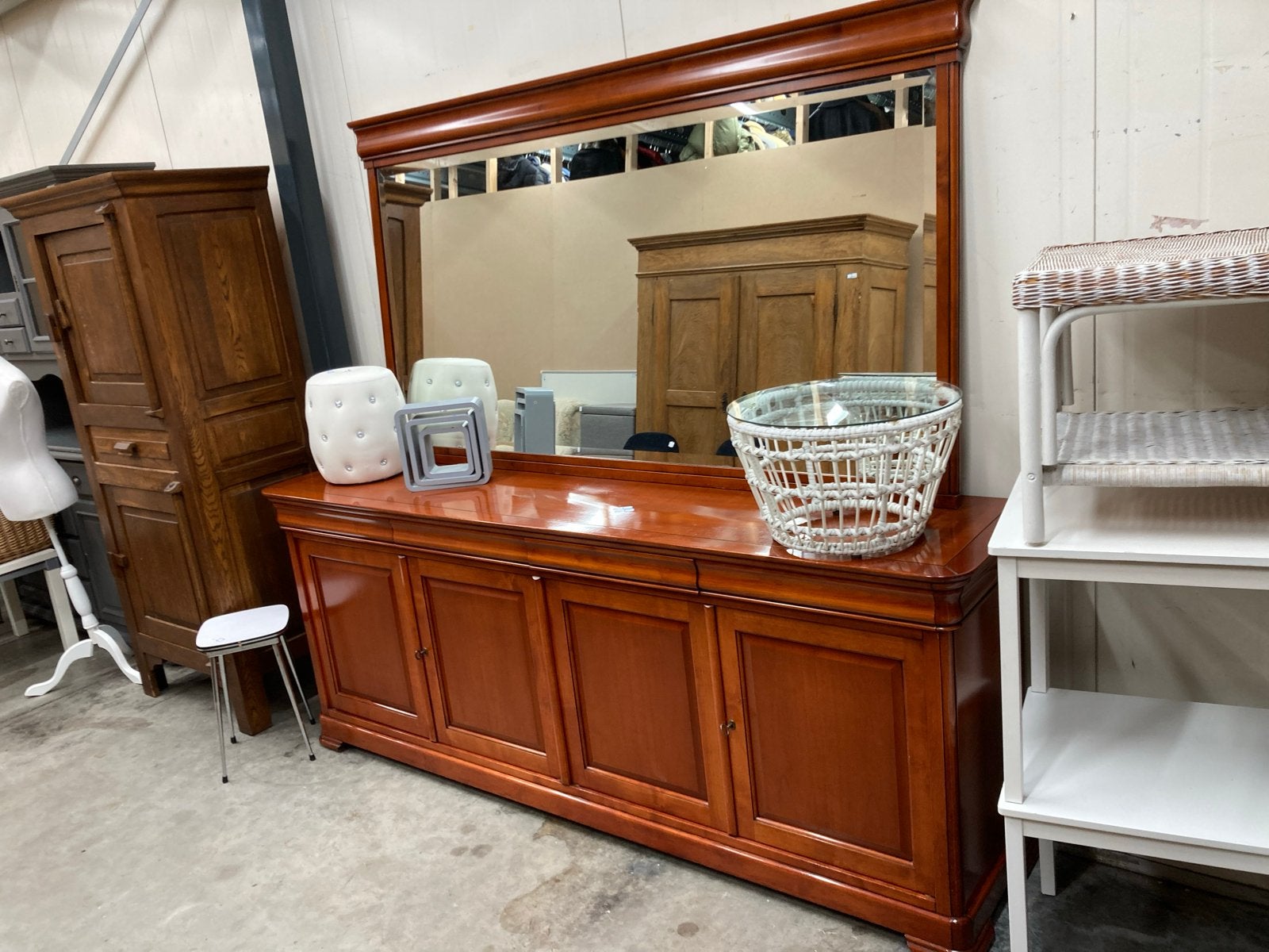 Dressoir met bijpassende spiegel - Klassiek en stijlvol, Glas, Gebruikt, W, 150 tot 200 cm