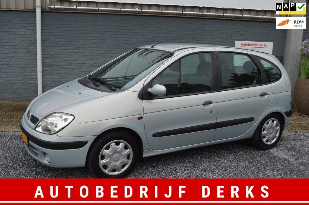 Renault Scénic 1.6-16V RXE Airco Automaat 5Drs Stuurbekrach