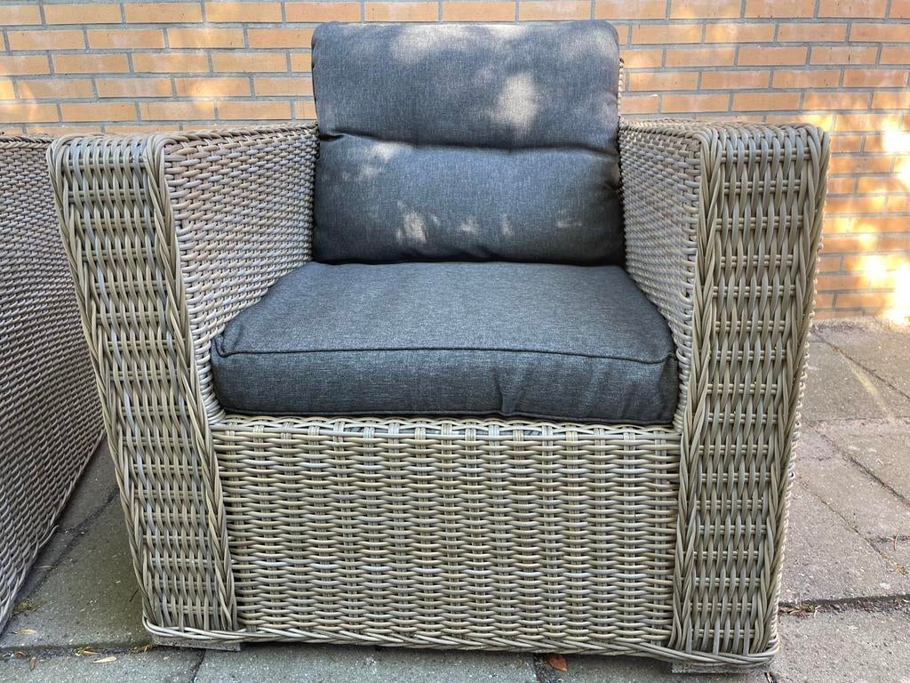 Comfortabele Wicker Tuinstoelen met Kussens (2 stuks), Ophalen, Zo goed als nieuw