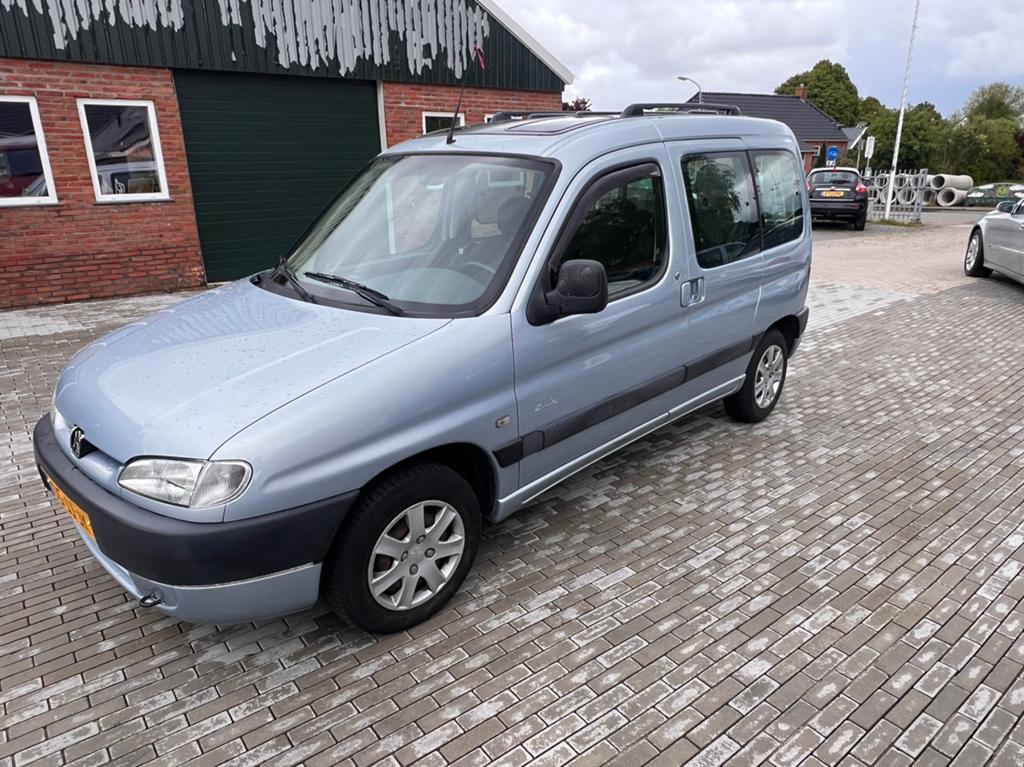 Peugeot Partner 1.6 16V Combispace 2002 Grijs, Auto's, Voorwielaandrijving, 1160 kg, 4 cilinders, Bedrijf