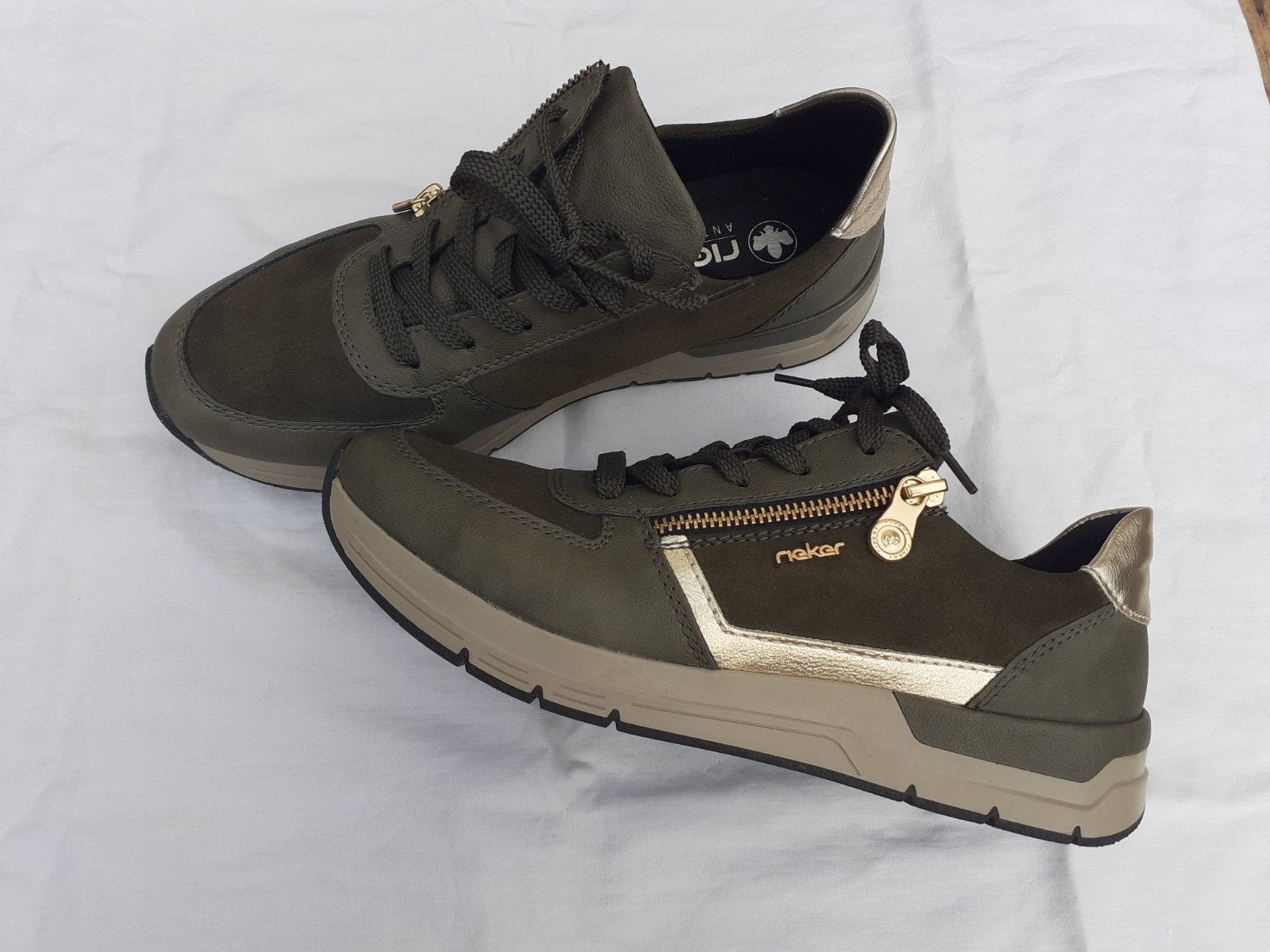 Rieker schoenen, Nieuw, Ophalen of Verzenden, Sneakers of Gympen, Groen