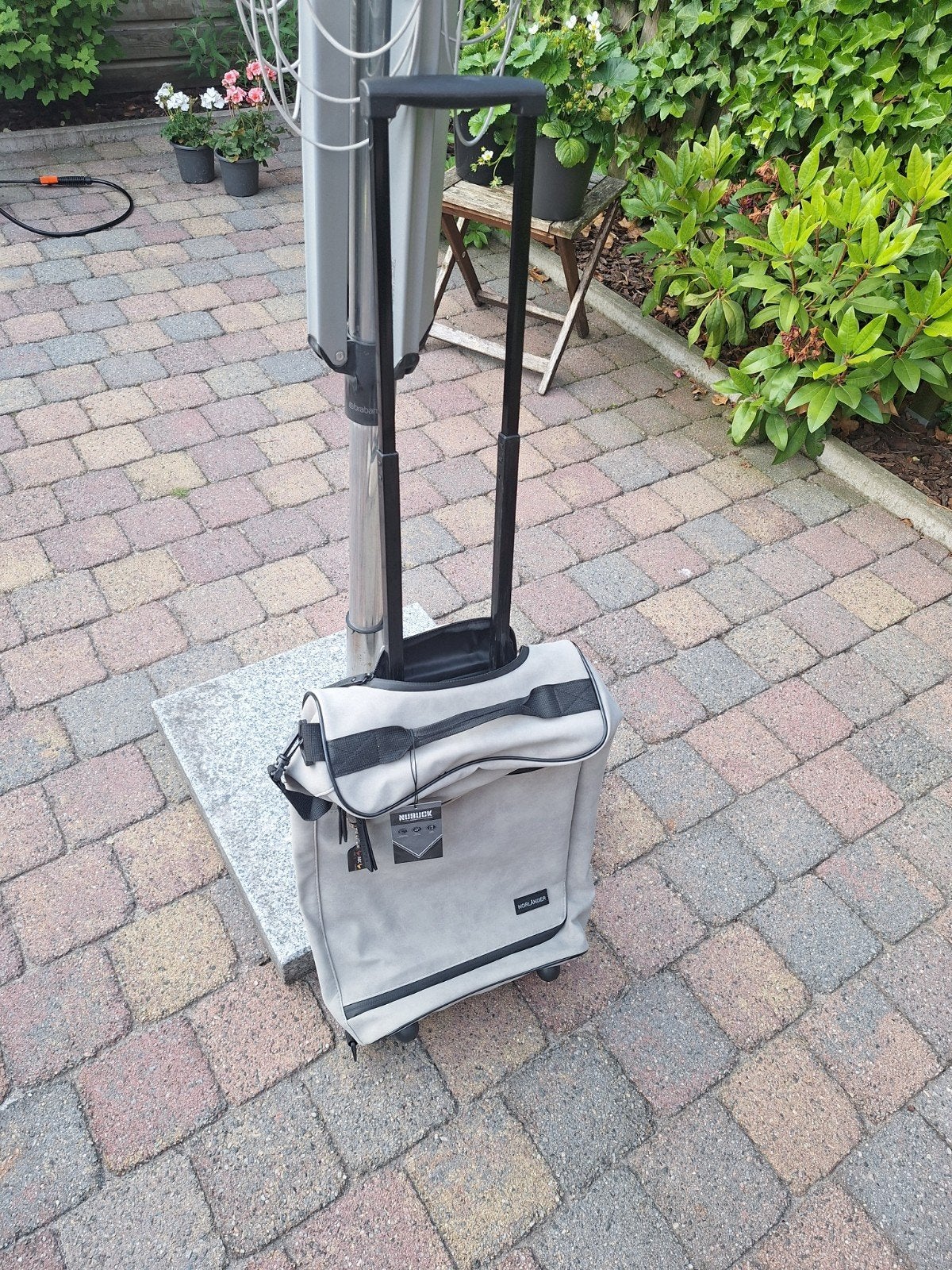 Norländer tas op wieltjes - Zo goed als nieuw, Ophalen, Zo goed als nieuw