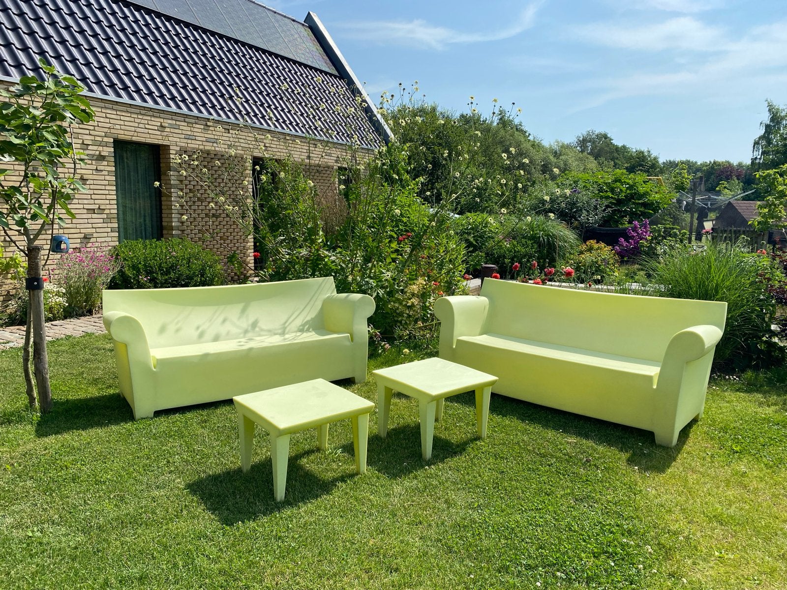 Twee Kartell Bubble Club tuinbanken en tafeltjes, Tuin en Terras, Ophalen, Gebruikt, Kunststof