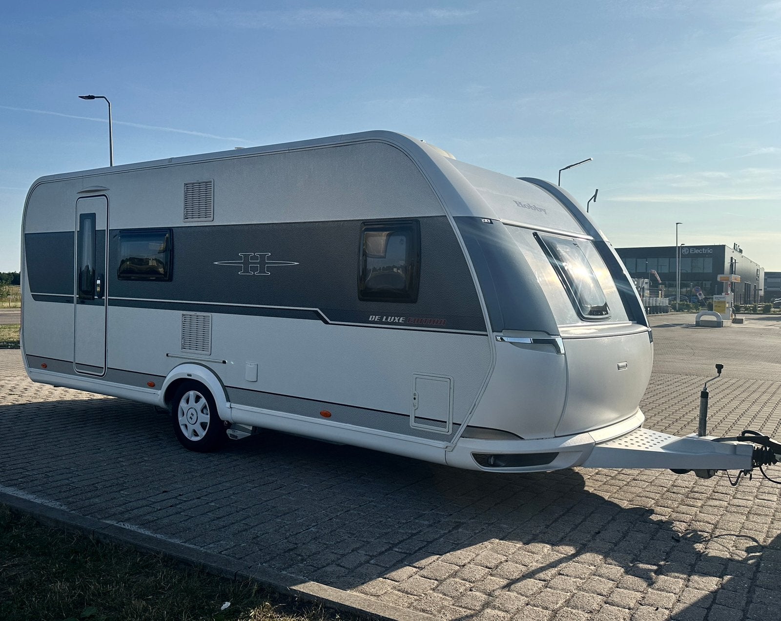 Hobby 560 KMFe De Luxe Edition 2019 – 6 slaapplaatsen, Caravans en Kamperen, Rondzit, Hobby, Koelkast, Particulier