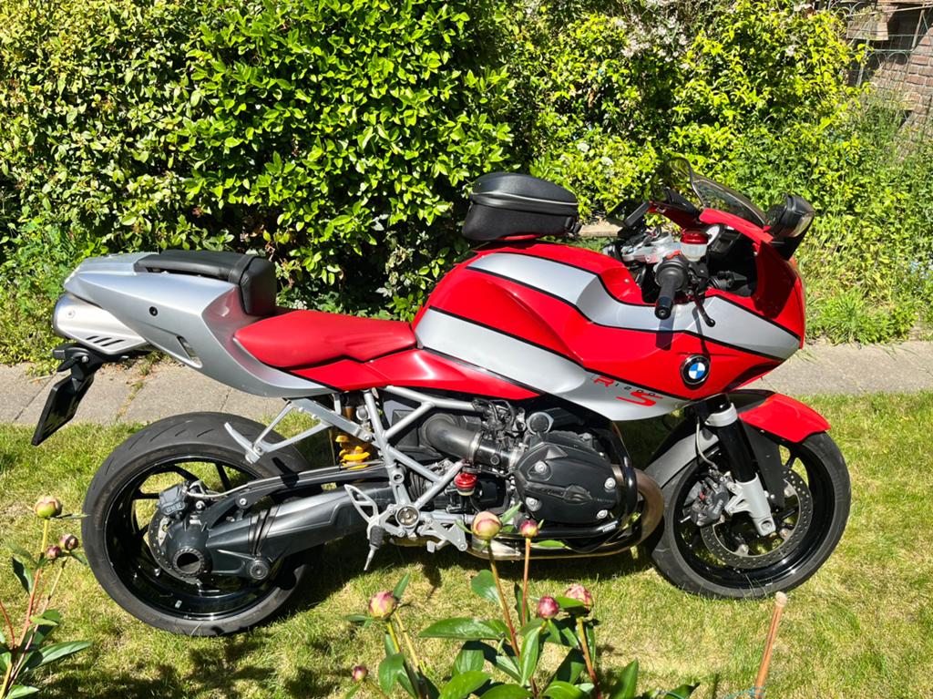 BMW R1200S rood/zilver 2007 ABS Ohlins, 6" velg, beurt, etc., 2 cilinders, Motorrijbewijs A, 1170 cc, Meer dan 35 kW