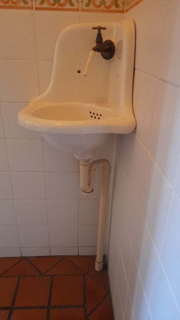 Antiek hoekfontein, Ophalen, Gebruikt, Toilet