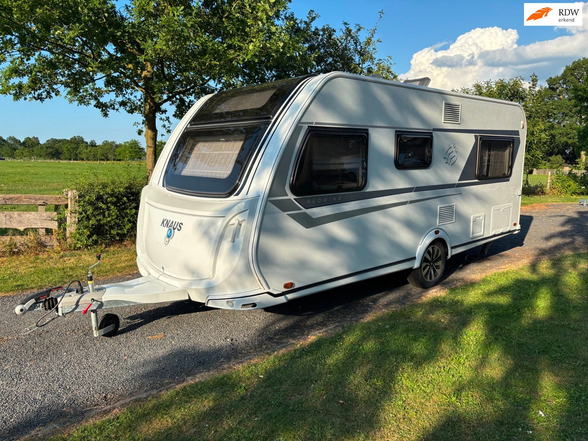Knaus 500UF SUDWIND nieuwstaat/ongebruikt!, Caravans en Kamperen, Caravans, Bedrijf, 1250 - 1500 kg, Knaus