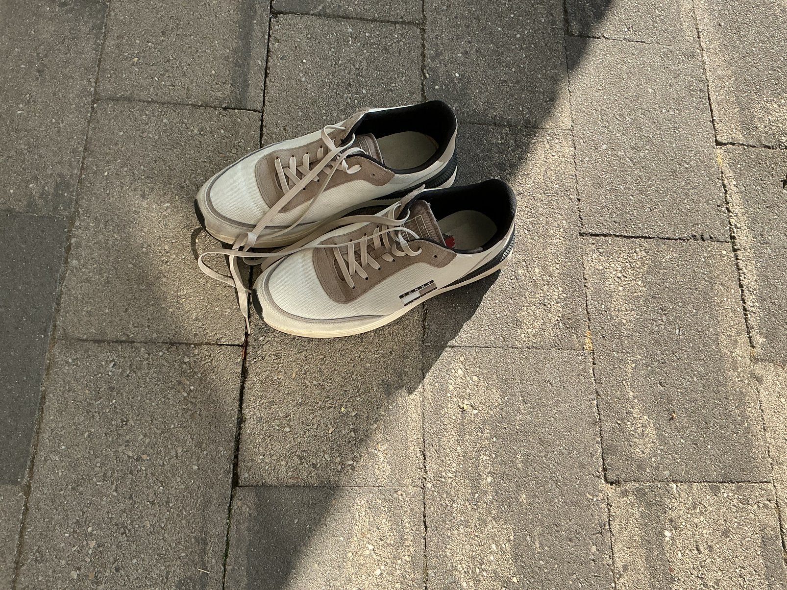 Paar tommy hilfiger sneakers maat  46, Overige kleuren, Ophalen of Verzenden, Sneakers of Gympen, Gedragen