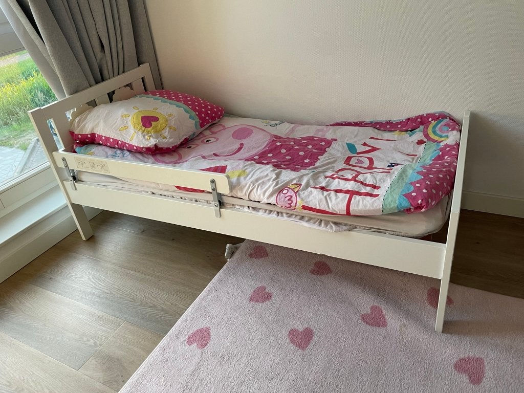 Peuterbed inclusief matras – goede staat, Gebruikt, 70 tot 85 cm, 140 tot 160 cm, Ophalen