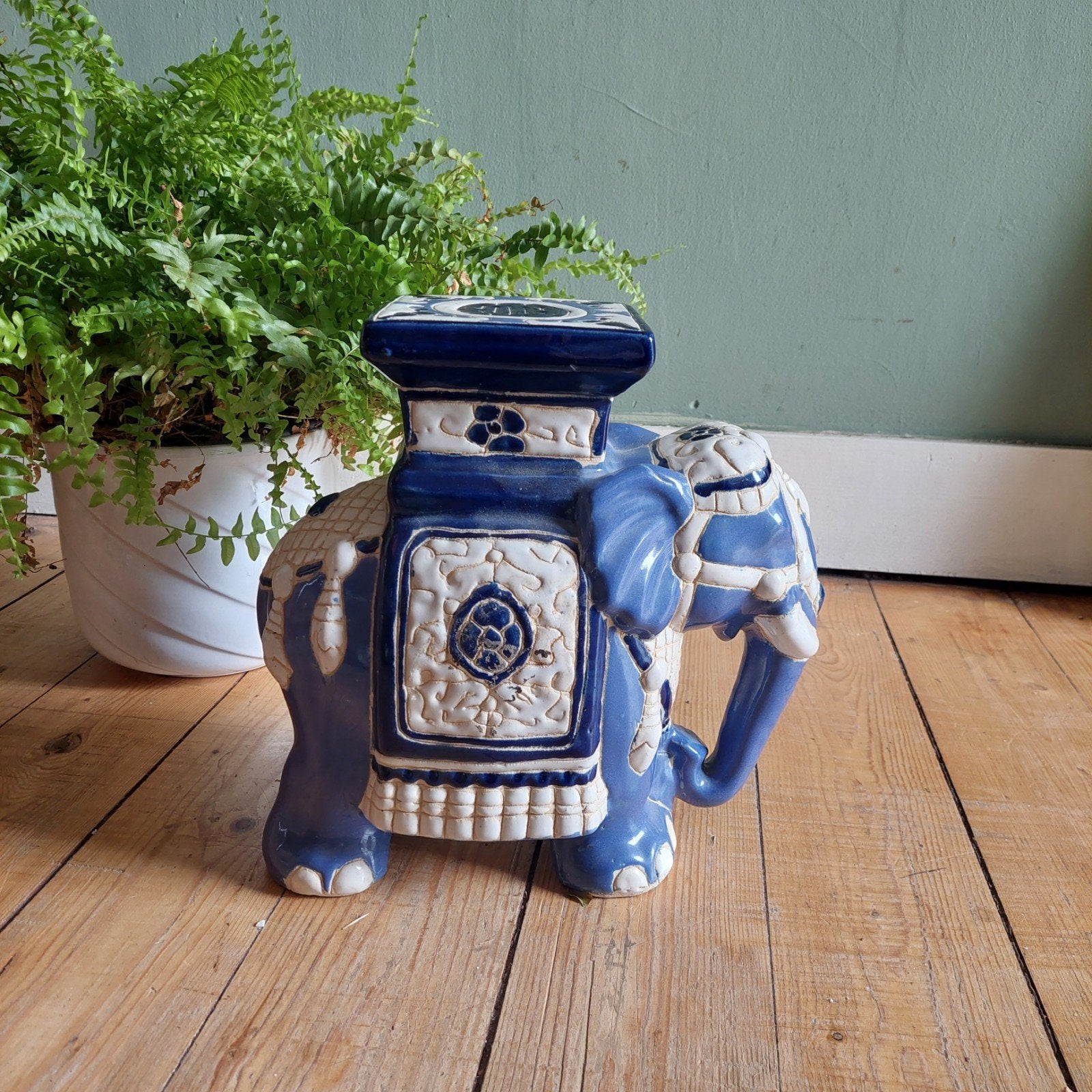 Lucky Vintage plantentafeltje vensterbank Olifant keramiek, Ophalen, Minder dan 45 cm, Minder dan 55 cm, .