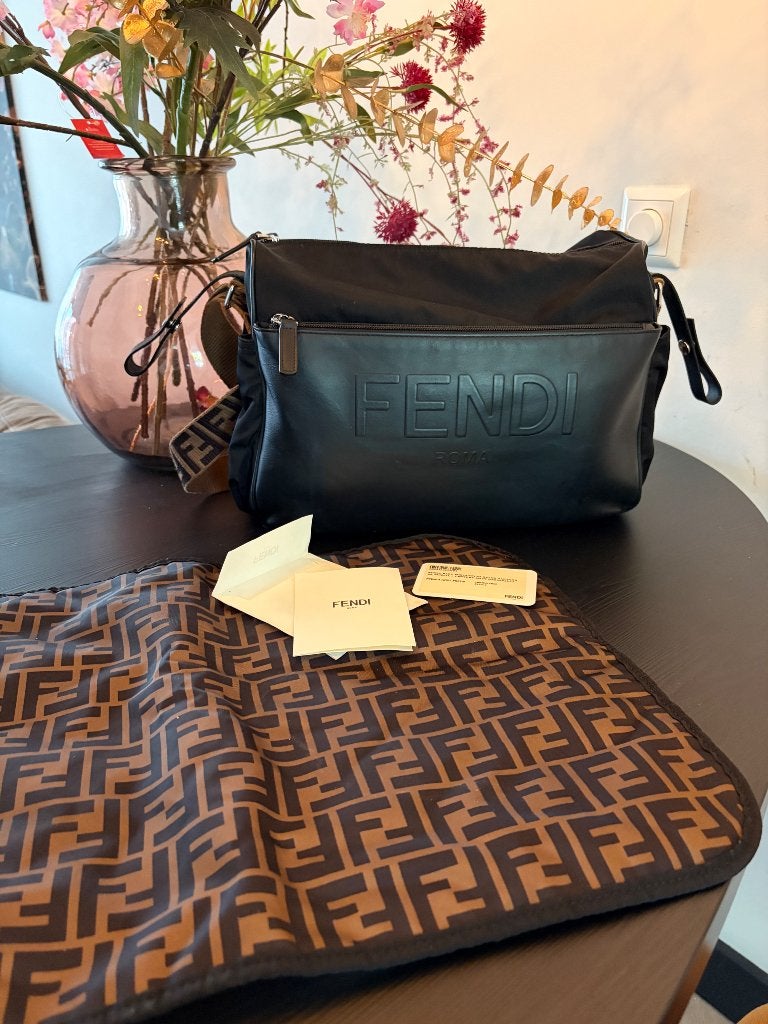 FENDI luiertas, Kinderen en Baby's, Luiertassen, Overige merken, Zwart, Overige typen, Ophalen of Verzenden
