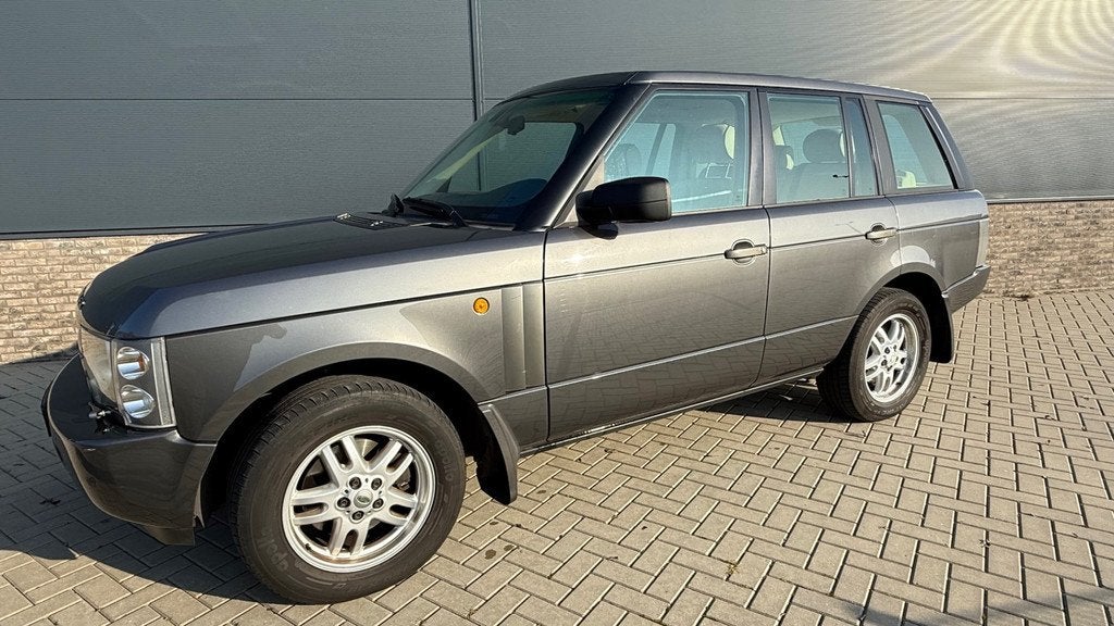Land Rover Range Rover 4.4 V8 HSE Youngtimer per 2027 / Zwit, Auto's, Automaat, 2443 kg, Gebruikt, 8 cilinders