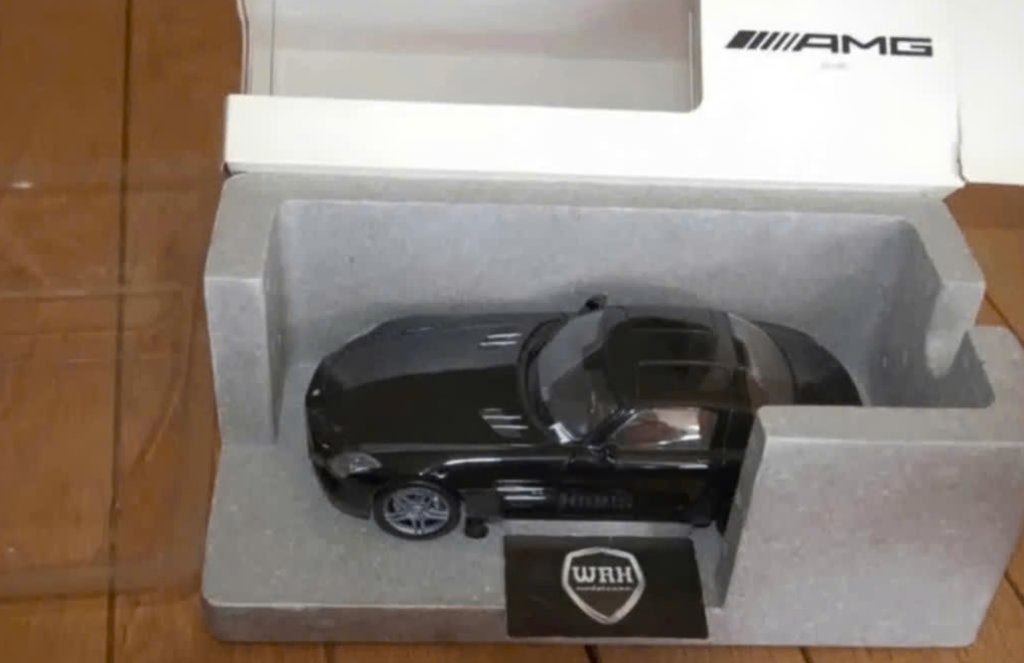 1:18 MERCEDES SLS AMG COUPE black Minichamps in box WRH, Verzenden, Zo goed als nieuw, Auto, MiniChamps