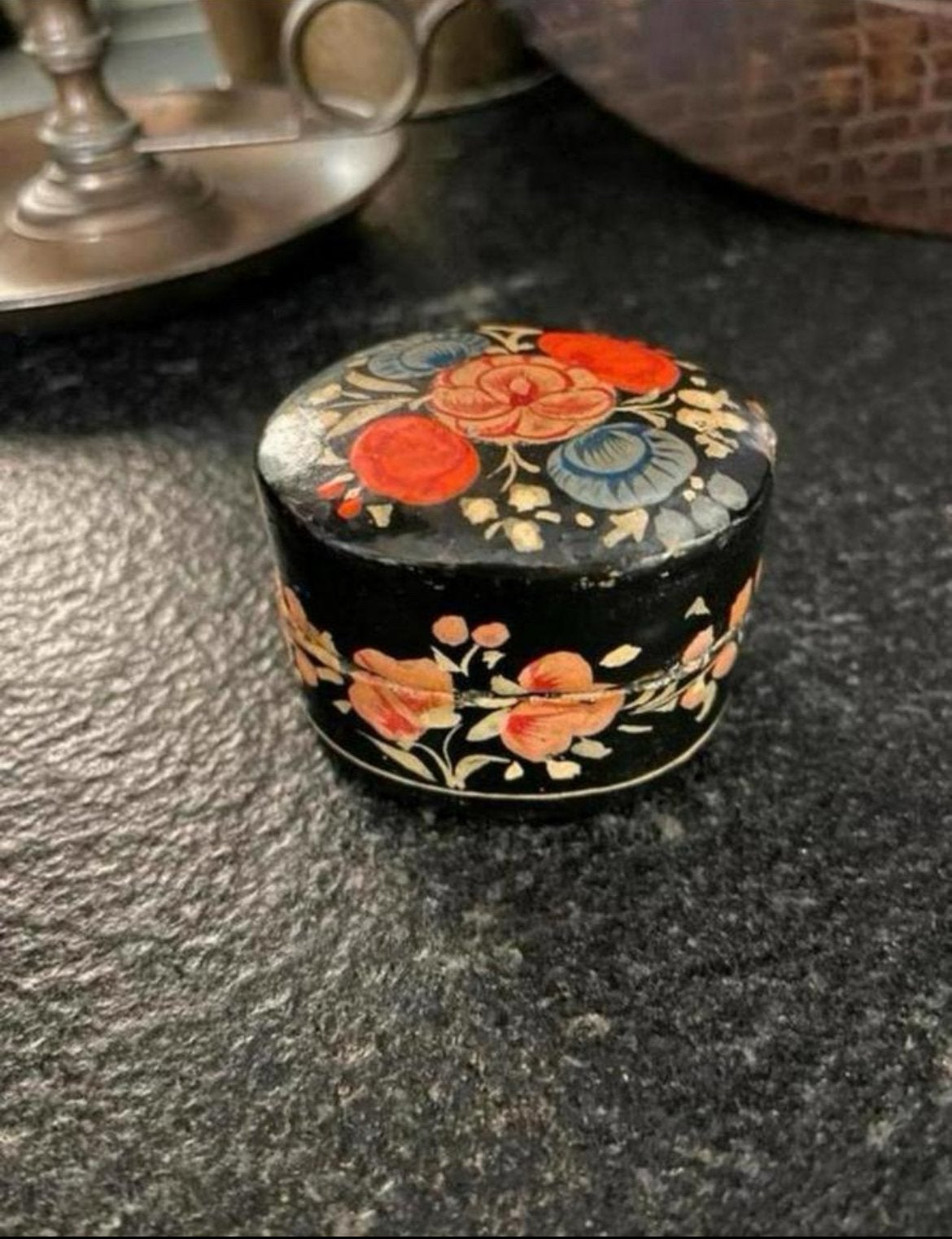 Handbeschilderd ovaal doosje (ringen, babytandjes,oorbellen), Antiek en Kunst, Curiosa en Brocante, Ophalen of Verzenden