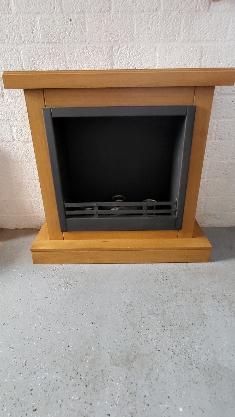 Gelhaard met houten ombouw. Licht Eiken, Ophalen, Gebruikt, Vrijstaande haard, Gelhaard