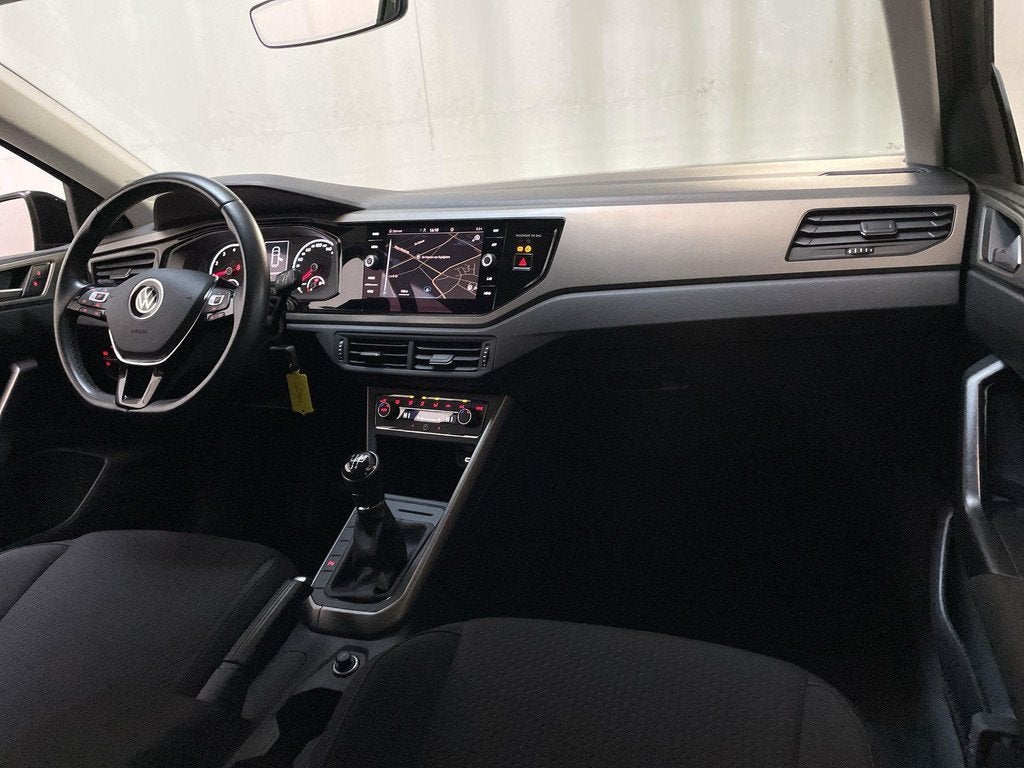 Volkswagen Polo 1.0 TSI R-Line Edition LED Navigatie Parkeer, Auto's, Volkswagen, Voorwielaandrijving, Gebruikt, Met garantie (alle)