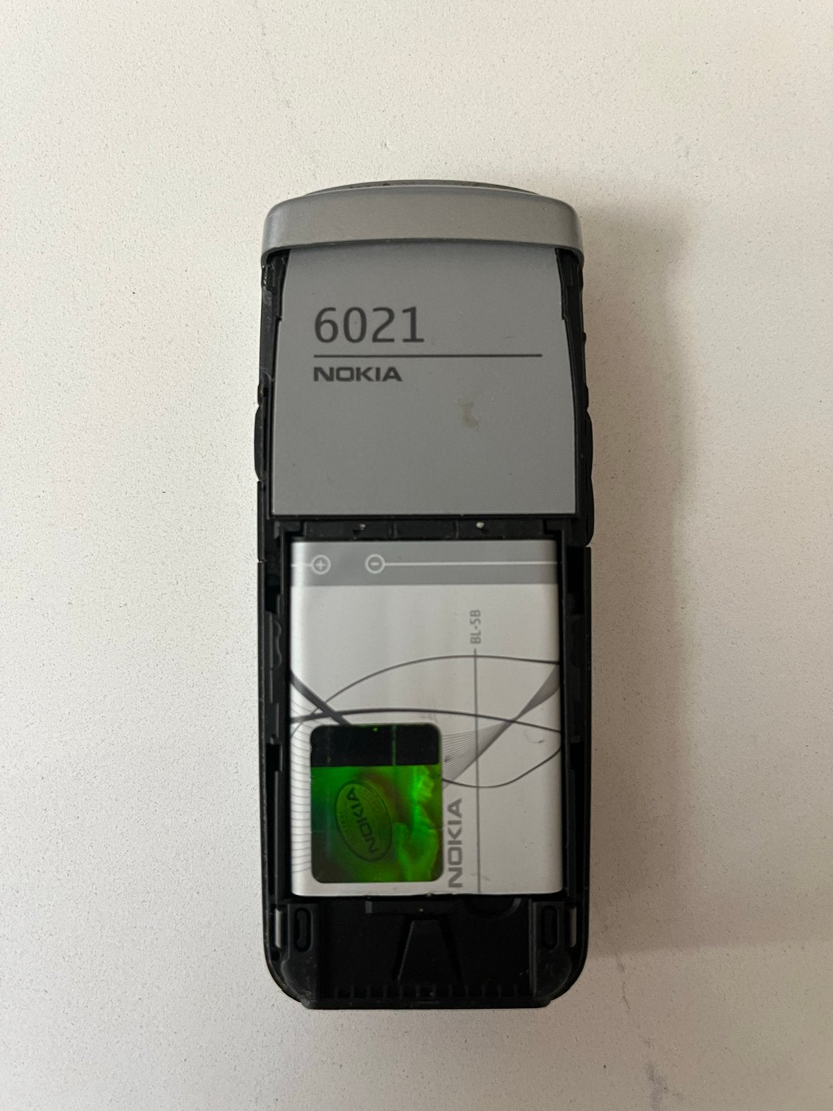 Nokia 6021 - Klassieke telefoon (onbekende staat), Telecommunicatie, Geen camera, Zwart, Fysiek toetsenbord, Ophalen of Verzenden