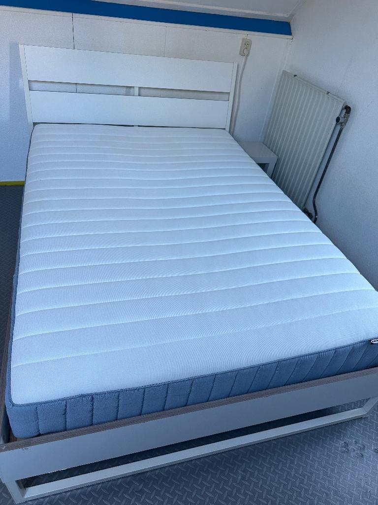 Bed tweepersoons 140 breed Trysil, Ophalen, Gebruikt, Wit, Tweepersoons