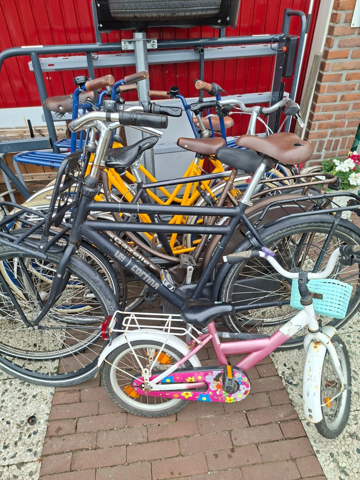 Diverse fietsen: 7 stuks ( inruilers), Ophalen, Terugtraprem, Zijwieltjes, Gebruikt