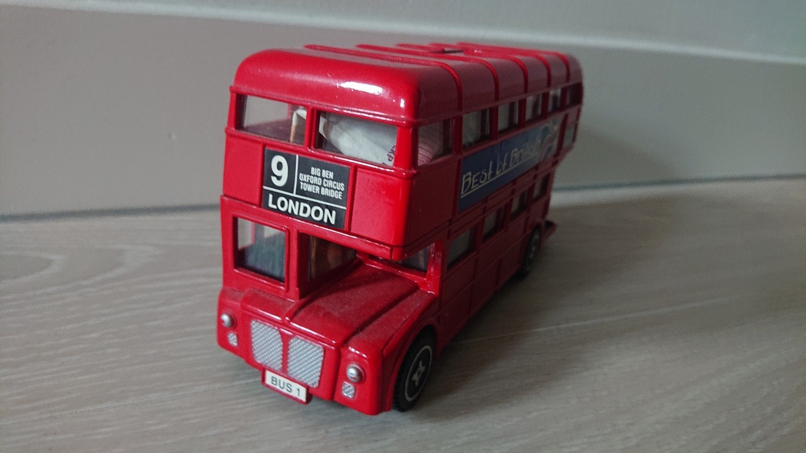 London bus spaarpot, Ophalen of Verzenden, Zo goed als nieuw, Metaal of Blik, Vervoermiddel