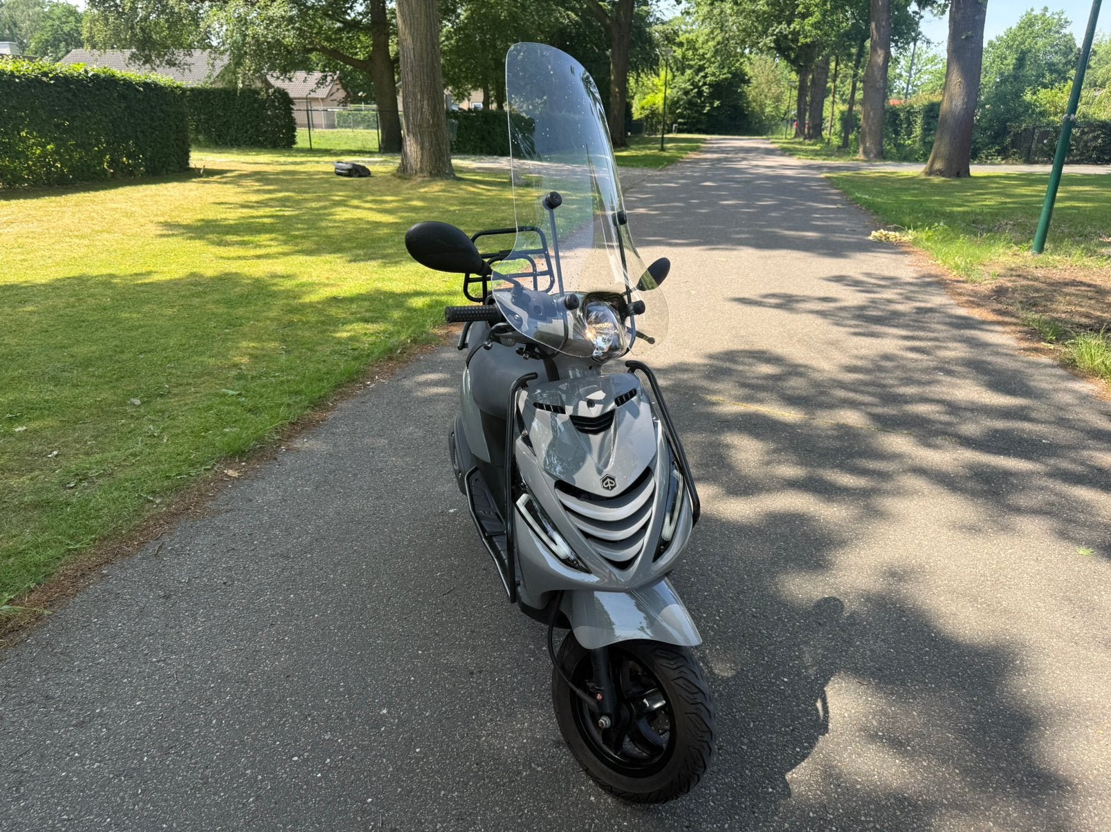 Piaggio zip 4t nardo grey led 45km 2020 geel kenteken, Ophalen, Maximaal 45 km/u, Zip, Zo goed als nieuw