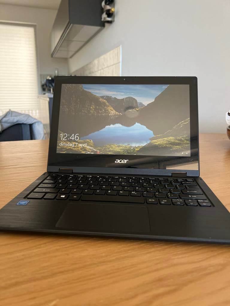 Acer Spin 1 SP111-33, 13 inch, touchscreen, Ophalen, Qwerty, Met touchscreen, Zo goed als nieuw
