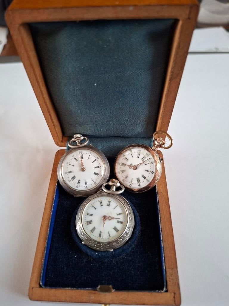 Set van 3 Antieke Zakhorloges in Houten Kistje, Overige merken, Zakhorloge, Verguld, Ophalen of Verzenden