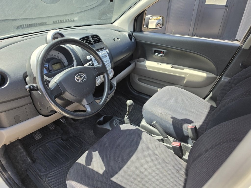 Daihatsu Sirion 2 1.3-16V Comfort 5-Drs Airco Nw APK ✅, 4 cilinders, Wit, Bedrijf, Handgeschakeld