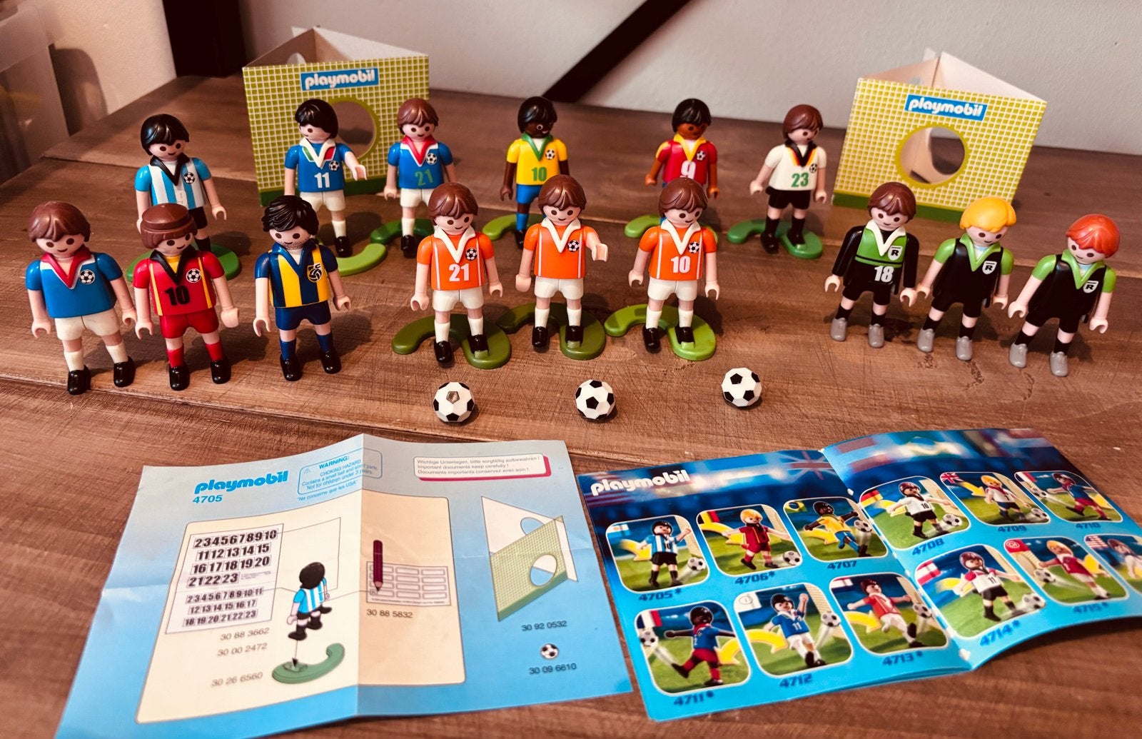 Playmobil Voetballers en Scheidsrechters (15 stuks), Gebruikt, Losse onderdelen, Ophalen of Verzenden, Sports & action