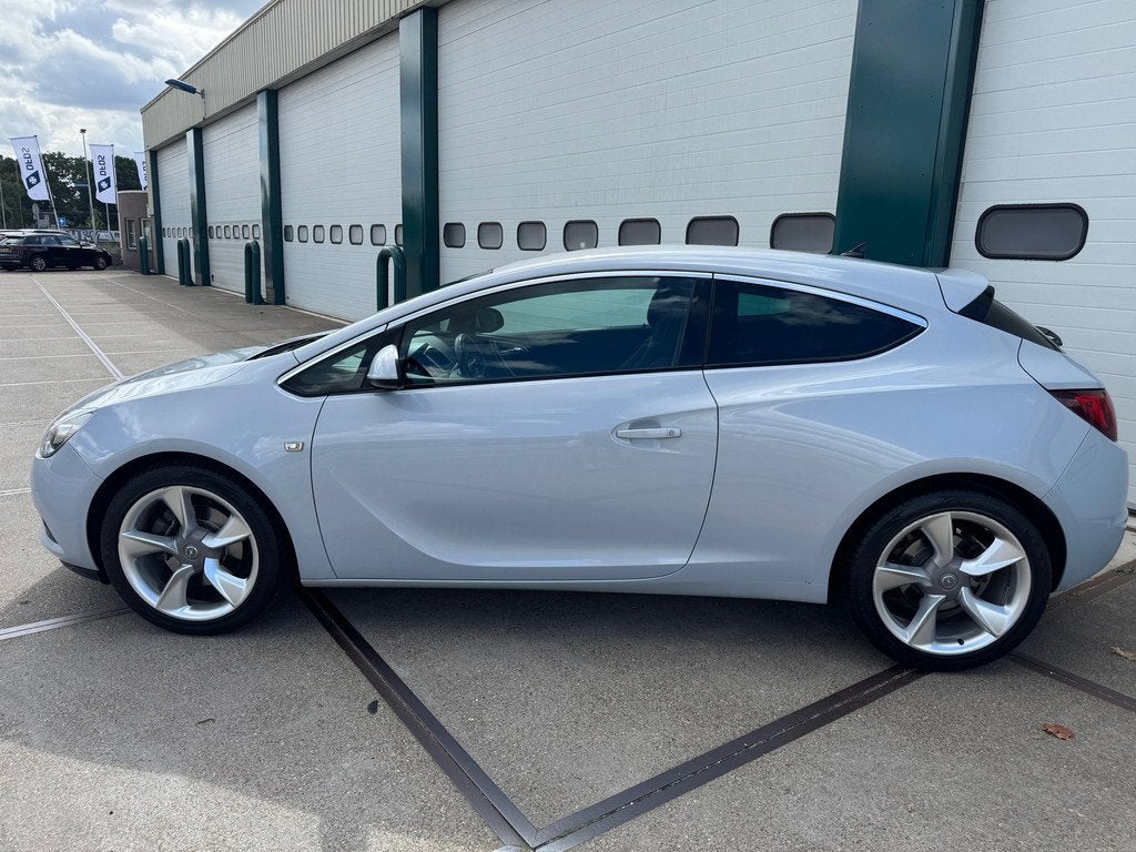 Opel Astra GTC 1.4 Turbo Sport, Stof, Zwart, 4 cilinders, 700 kg